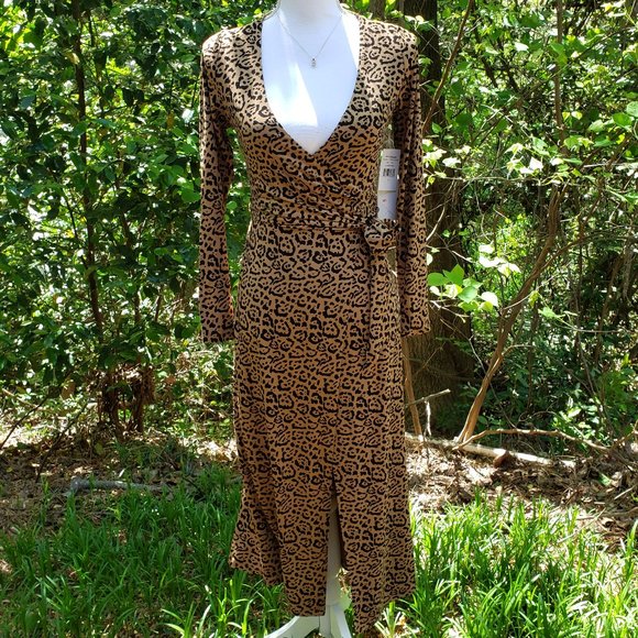 GOOD AMERICAN Day Night Wrap Midi Dress in Leopard Print Size Small - Picture 7 of 16